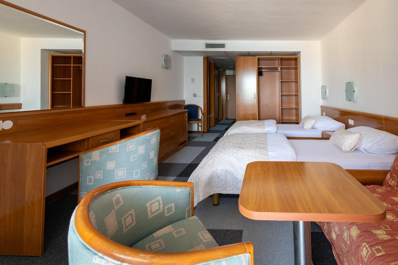 Hotel Stella 内乌姆 外观 照片