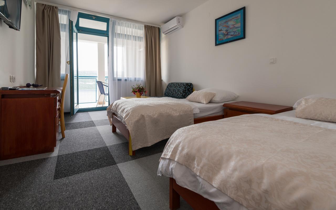 Hotel Stella 内乌姆 外观 照片