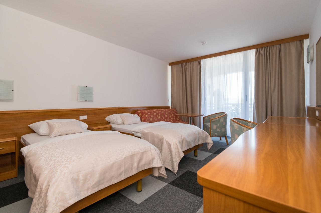 Hotel Stella 内乌姆 外观 照片
